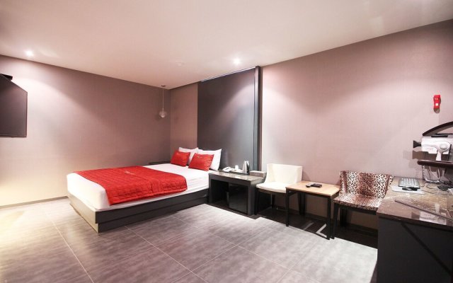 The Lazzi Hotel Dongnae
