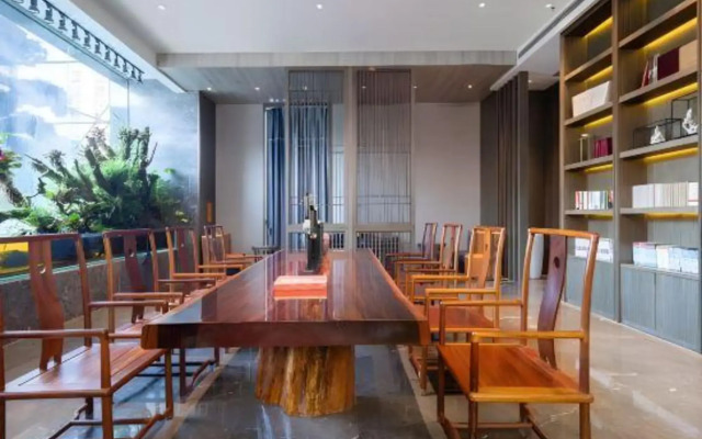 Gelaiden S Hotel (Dongfang High-Speed Railway Station)