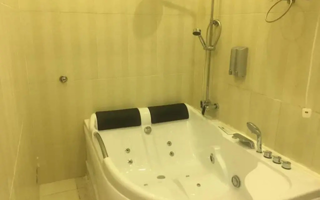 Nourth House Aparthotel