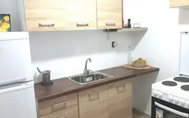 Home in centre Mavromichali