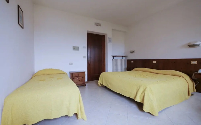Albergo De March