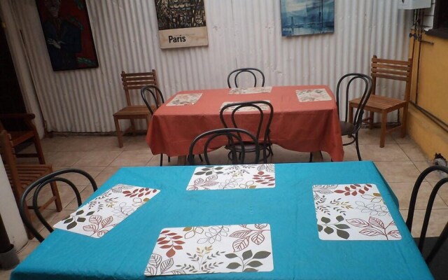 Hostal Casona de Chorrillos - Hostel