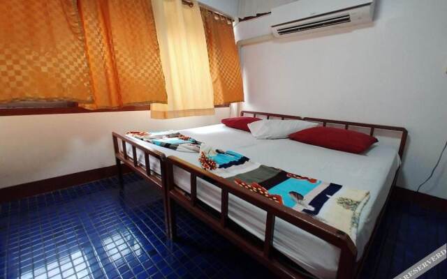 Prasuri Guest House