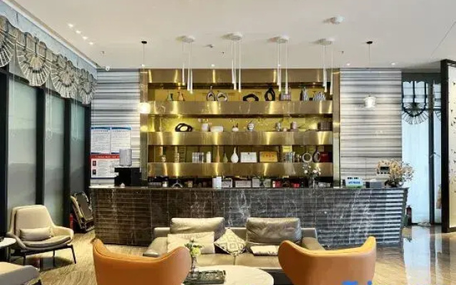 Huangmei Wanhe Hotel