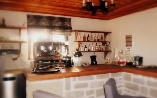 Lakmos Hotel