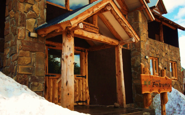 Ruca Pehuen Eco-Lodge De Montaña