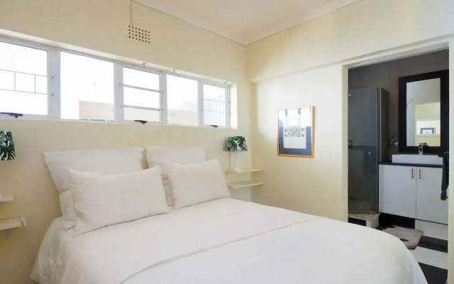 6 The Apartment