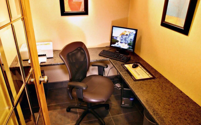 Quality Inn & Conference Centre Downtown