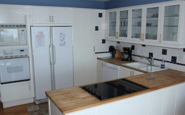 Pelican's Perch Duplex - 3 Br Home