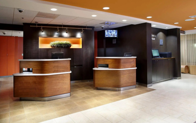 Courtyard by Marriott Detroit Brighton