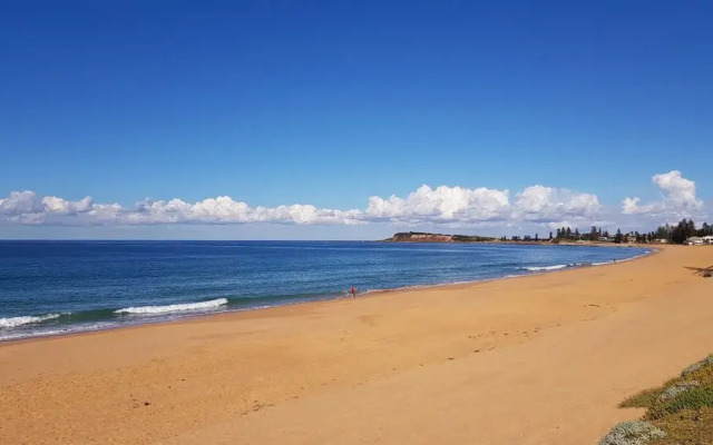 Coachhouse on the Beach