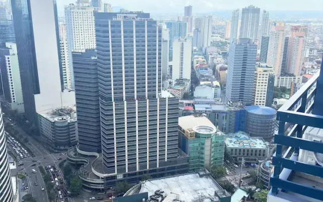 Lush out in Style at AirResidences No38