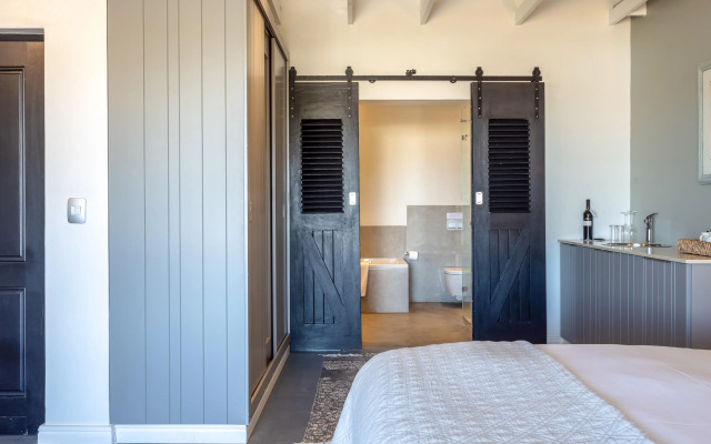 Whale Rock Luxury Lodge