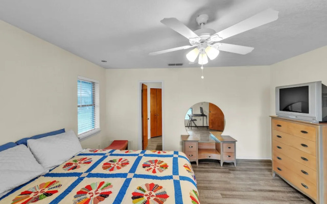 Lake House At Granbury 3 Bedroom Home