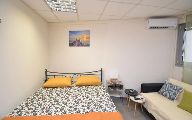 Central And Comfortable Apartment Thessaloniki