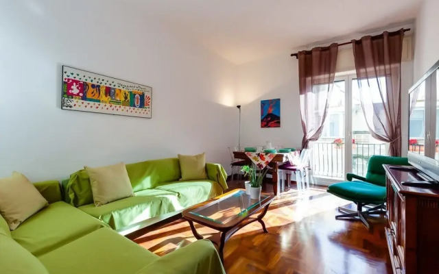 Large Apartment in the Heart of Chiaia