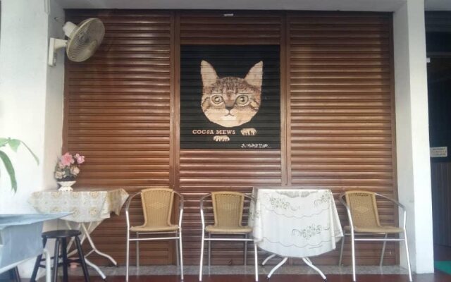 Cocoa Mews Cafe & Homestay - Hostel