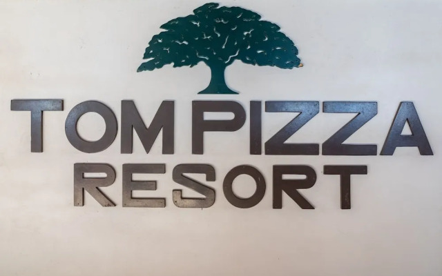 Tom Pizza Resort