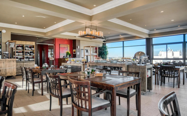 Premium Tower Suites
