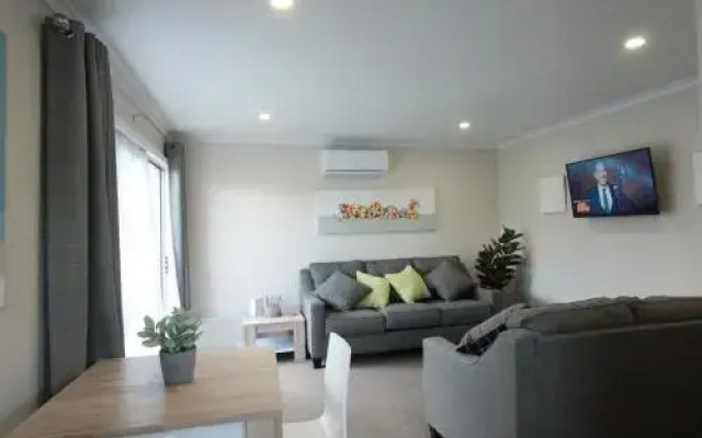 Rose Apartments Unit 1 Central Rotorua-Accommodation&Spa