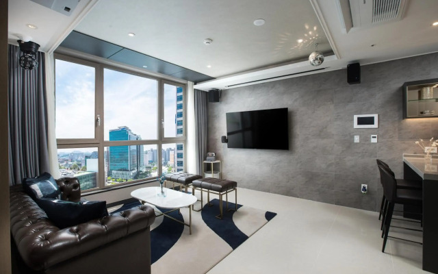 UTOP Boutique Hotel & Residence