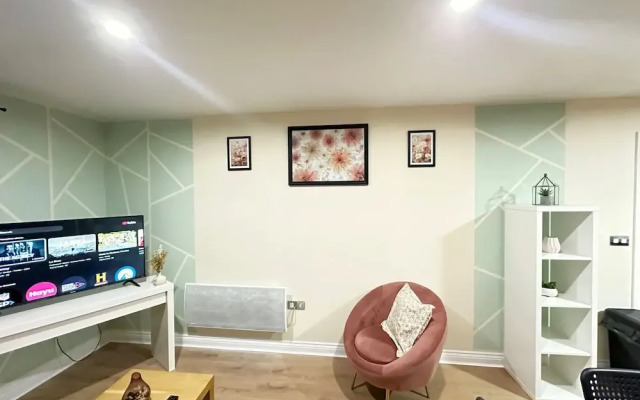 2bdr En Suite Wembley Apartment Retreat
