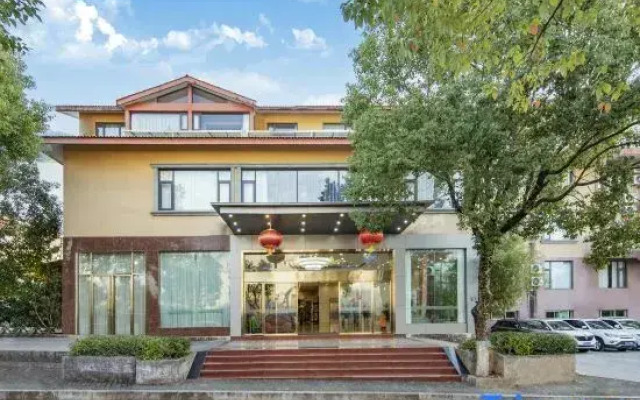 Tongda Huanqiu Hotel
