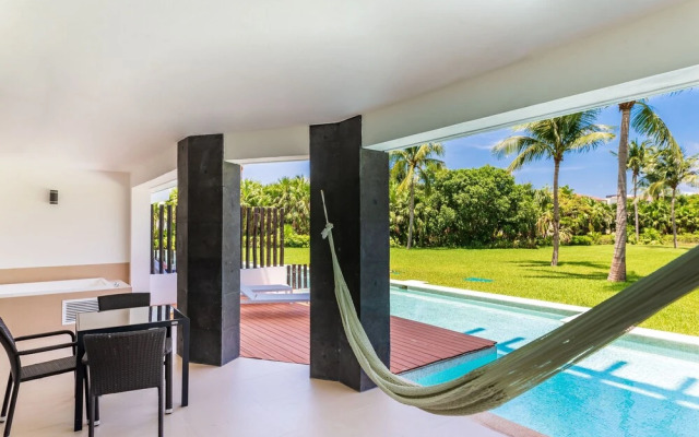 Casa SueÃ±o 2 Bedroom Condo by RedAwning