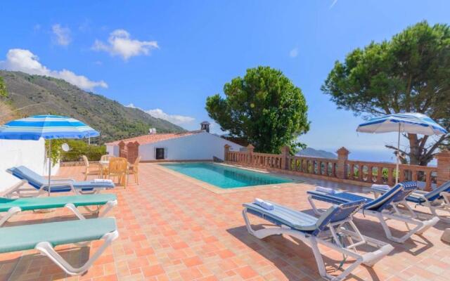 Casa Rosa Frigiliana by Ruralidays