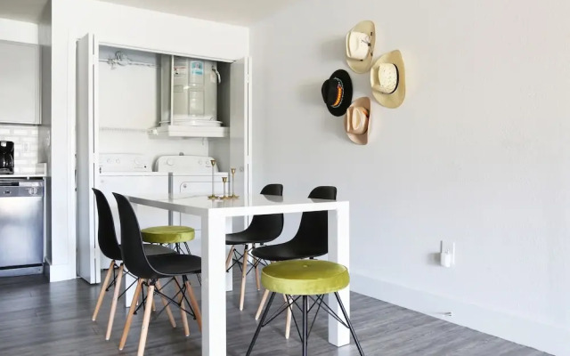 The Domain Luxury Suites by Sonder