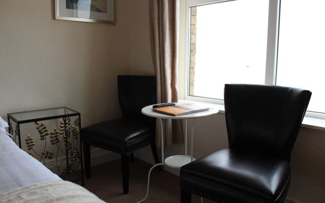 Ashley Hotel
