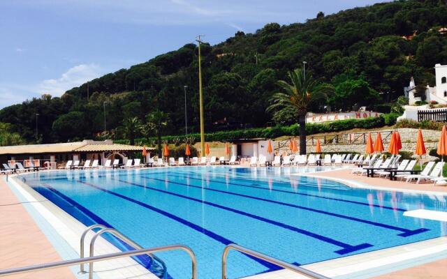 Hotel Cala di Mola