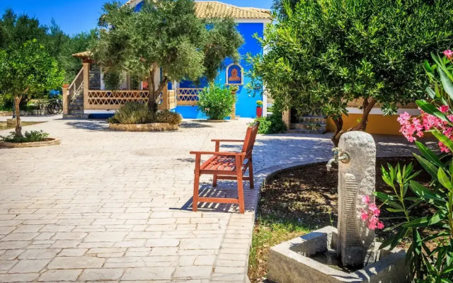Porto Gerakas Villas & Apartments