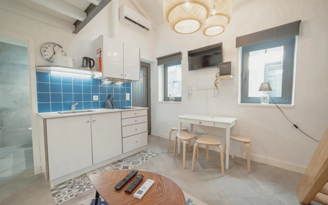 Mezzanine Stylish Apartment S