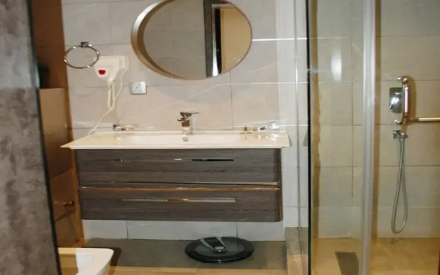 Iris Hotel Maitama