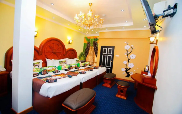 Hotel White House