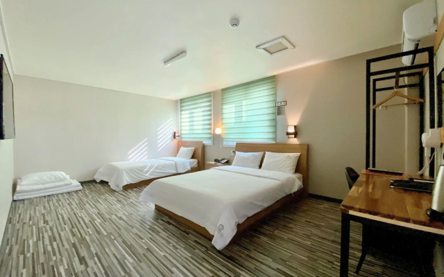Stay Pohang Hotel