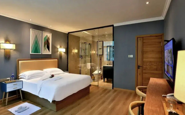 Oriental Hotel