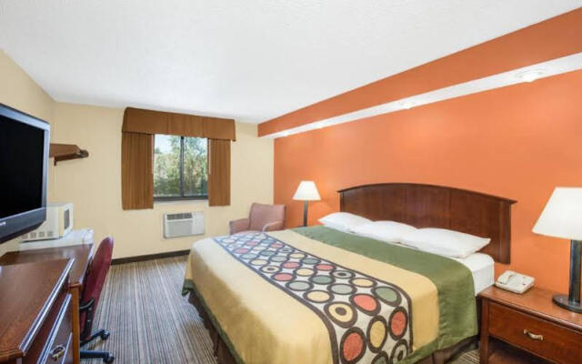 Super 8 Motel - Wilmington