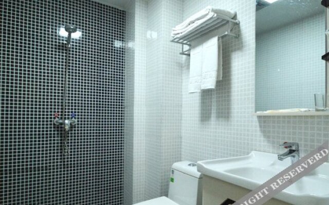 Huating Fashion Hotel