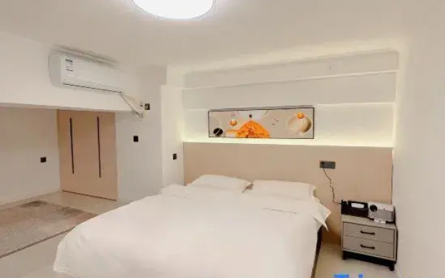 Huanxi Homestay (Jinrong Plaza Lanhe Park Subway Station)