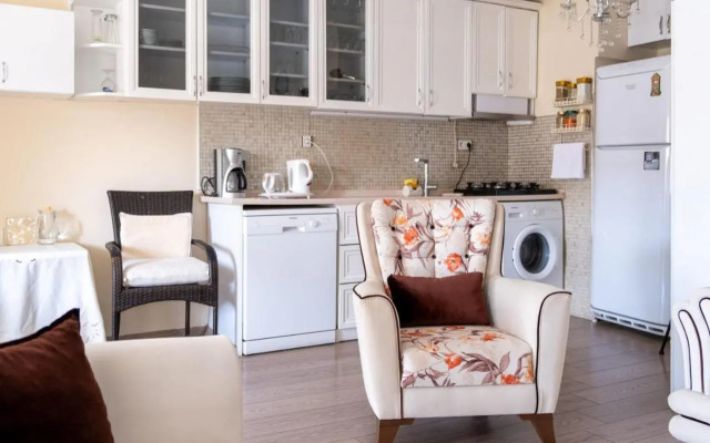 Lovely Apartment 1-Min Walk to Beach in Marmaris