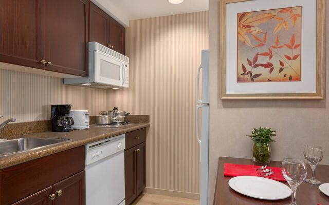 Homewood Suites by Hilton Toronto Oakville