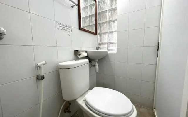 OYO 3819 Hotel Winotosastro