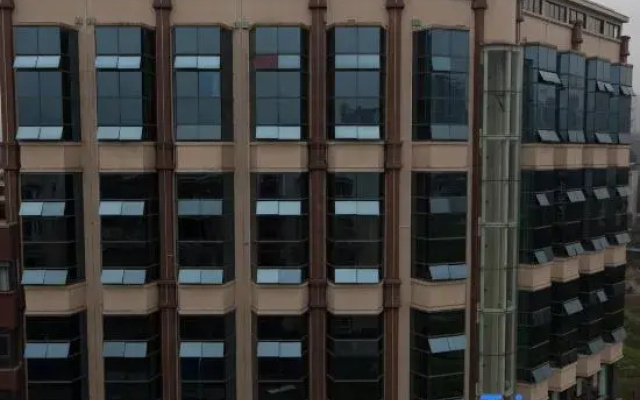Yuntian Hotel