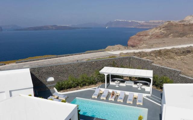 Santorini Princess Presidential Suites