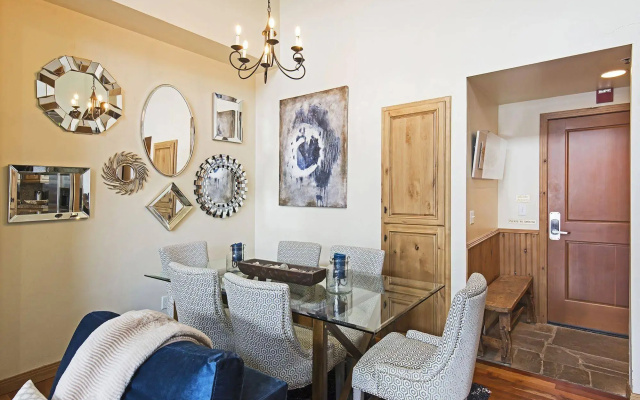 Lift Lodge Condo