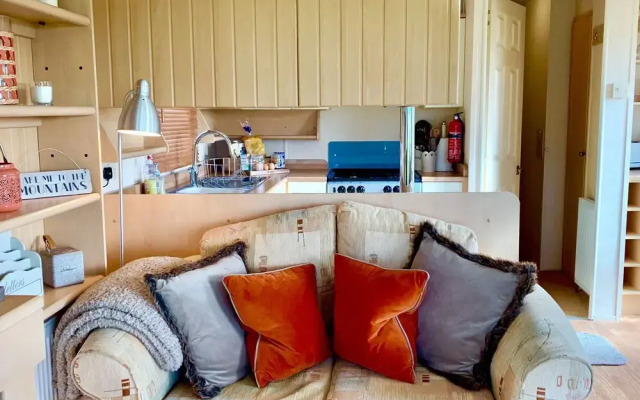 Charming 2-bed House