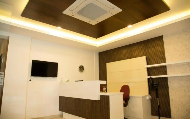 Hotel Grand Tree