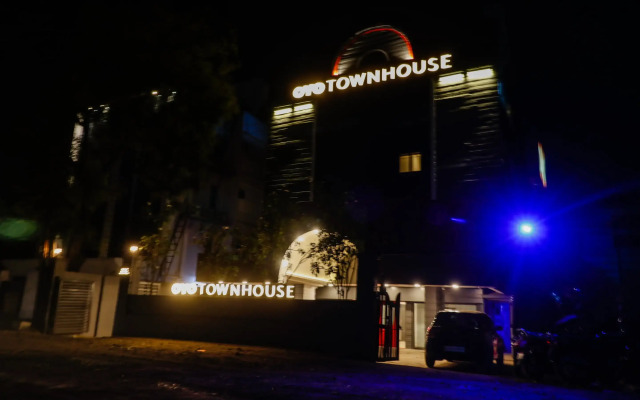 OYO Townhouse 155 Hotel Satya